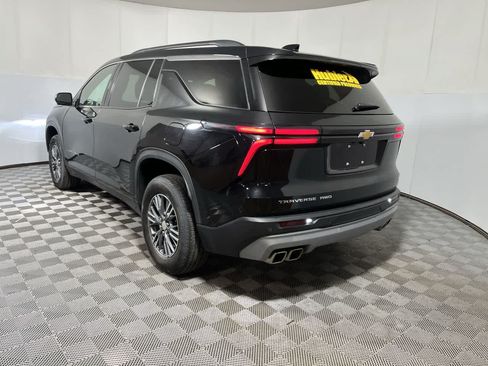 Used 2024 Chevrolet Traverse LT AWD/4WD image 6