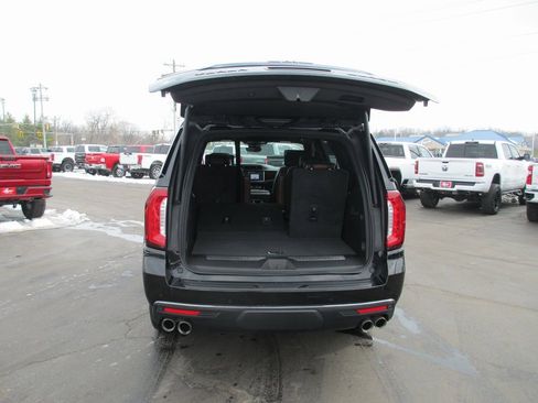 Certified 2023 GMC Yukon Denali Ultimate image 7