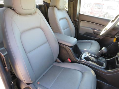 Used 2017 Chevrolet Colorado W/T RWD image 23