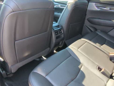 Used 2023 Cadillac XT5 Sportv w/ Technology Package AWD/4WD image 17
