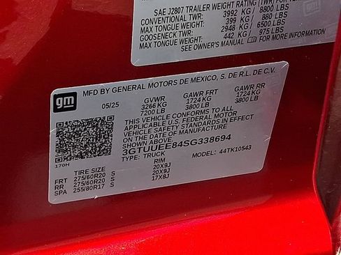 Used 2025 GMC Sierra 1500 AT4 w/ AT4 Premium Package AWD/4WD image 27