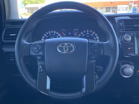 Used 2019 Toyota 4Runner TRD Off-Road Premium AWD/4WD image 14
