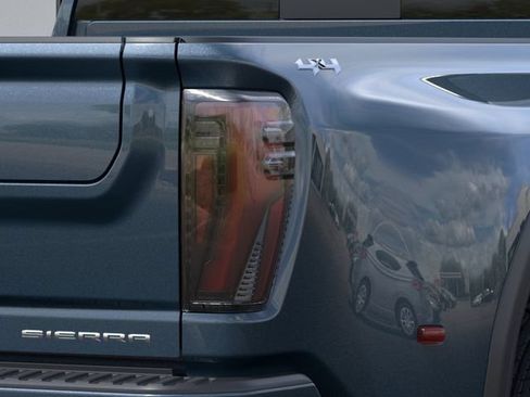 New 2026 GMC Sierra 3500 Denali Ultimate AWD/4WD image 13