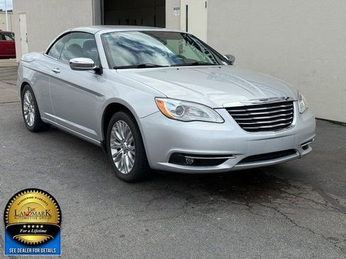 Used 2012 Chrysler 200 Limited image 2