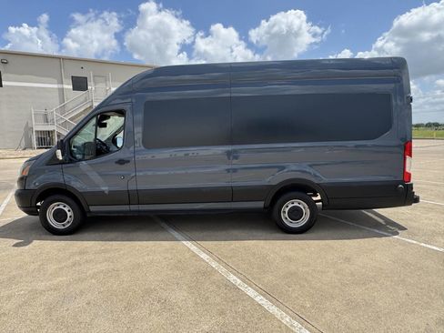 Used 2019 Ford Transit 250 148 High Roof Extended image 8