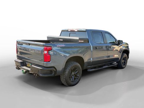 Used 2021 Chevrolet Silverado 1500 LT Trail Boss w/ Convenience Package II AWD/4WD image 5
