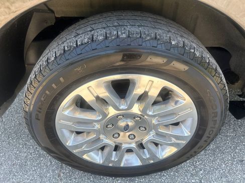 Used 2014 Ford Expedition Limited w/ Equipment Group 301A AWD/4WD image 25
