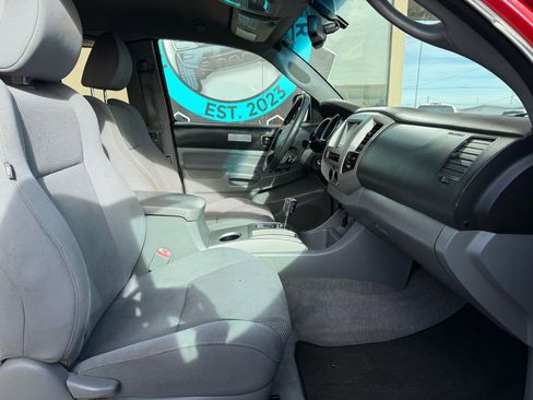 Used 2009 Toyota Tacoma w/ SR5 & TRD Off-Road Packages image 14