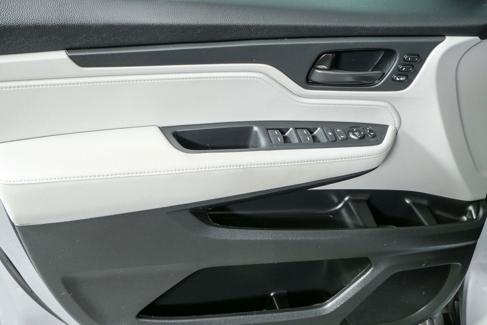Used 2024 Honda Odyssey EX-L image 7