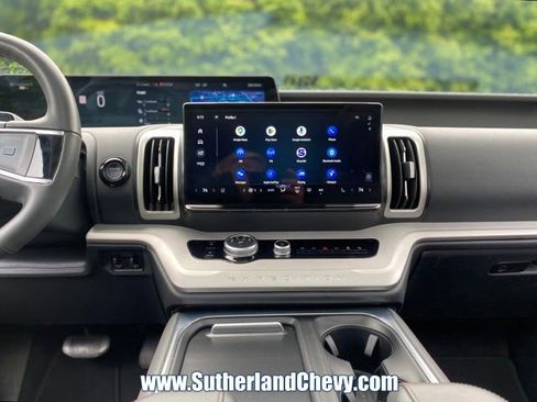 Used 2025 Ford Expedition Max Active AWD/4WD image 27