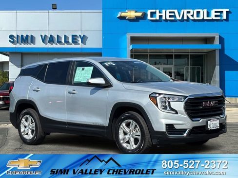Certified 2022 GMC Terrain SLE AWD/4WD image 1