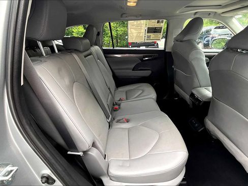 Used 2020 Toyota Highlander Limited AWD/4WD image 19