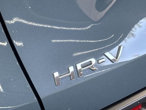 Used 2024 Honda HR-V Sport image 10