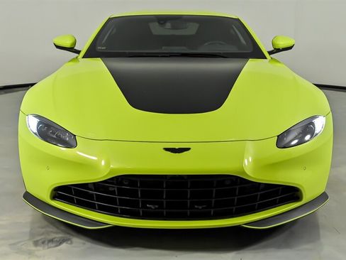 Used 2023 Aston Martin V8 Vantage Coupe RWD image 5