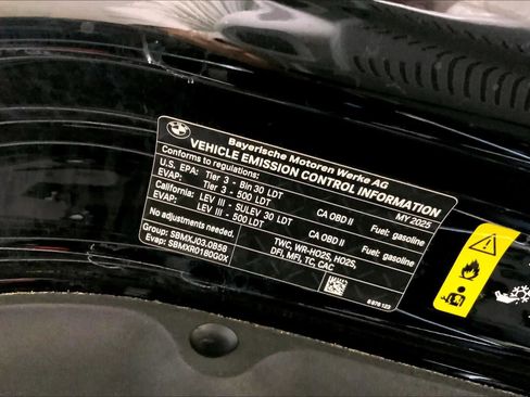 Certified 2025 BMW X5 xDrive40i w/ M Sport Package image 31