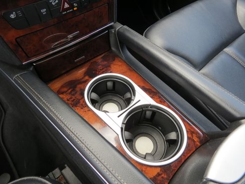 Used 2010 Mercedes-Benz GL 450 4MATIC image 22