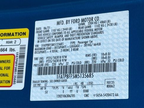 Used 2021 Ford Mustang GT Premium w/ Equipment Group 401A RWD image 28