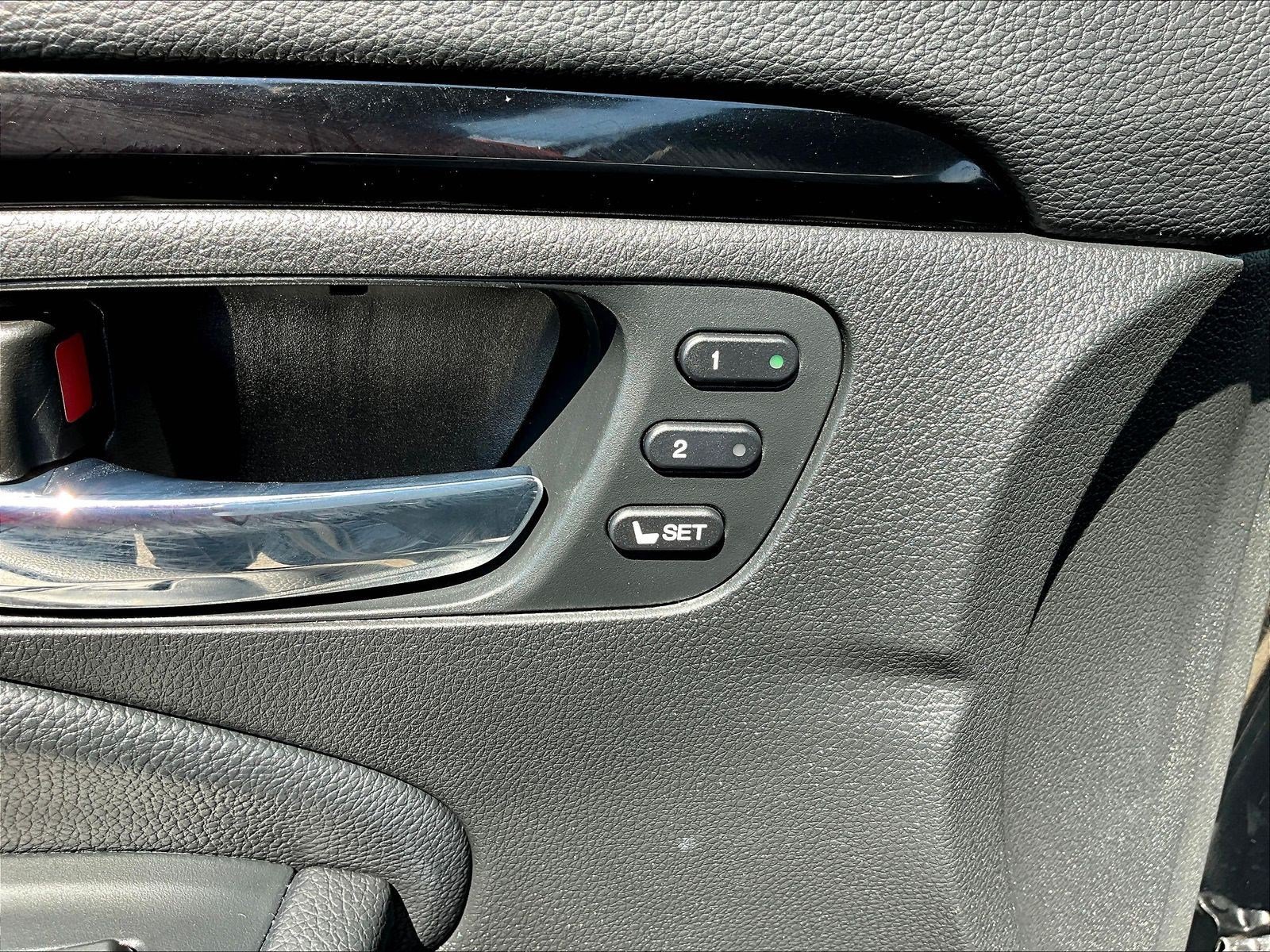 Used 2022 Honda Pilot Elite image 38