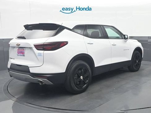 Used 2025 Chevrolet Blazer LT AWD/4WD image 7