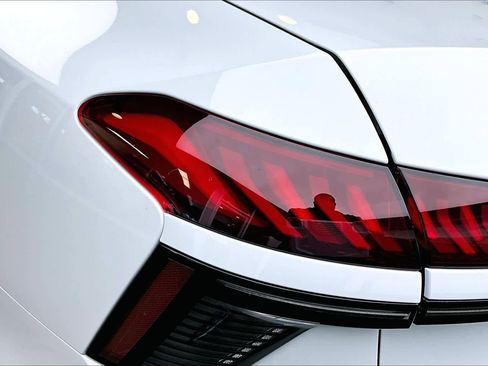 Used 2026 Audi A6 Premium Plus w/ Premium Plus Package image 28