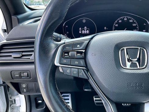 Used 2022 Honda Accord Sport image 22