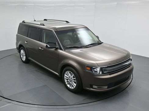 Certified 2019 Ford Flex SEL w/ Equipment Group 202A image 42