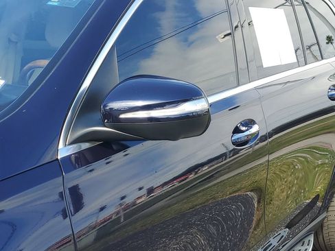 Used 2022 Mercedes-Benz GLS 450 4MATIC image 12