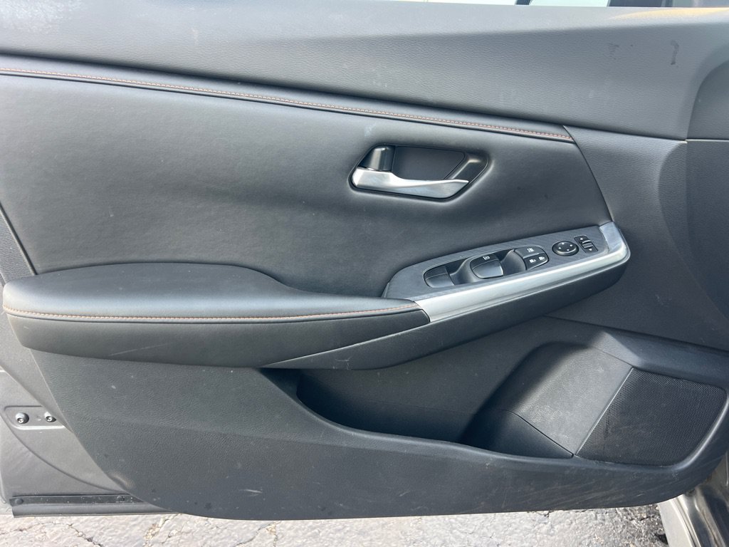 Used 2020 Nissan Sentra SR w/ Trunk Package FWD image 10