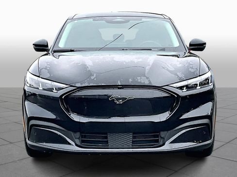 Used 2025 Ford Mustang Mach-E Premium image 3