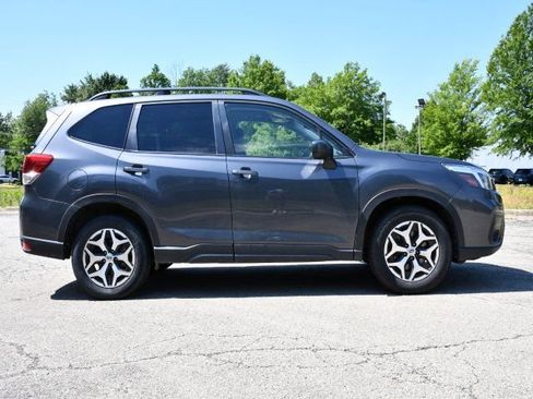 Used 2021 Subaru Forester Premium AWD/4WD image 8