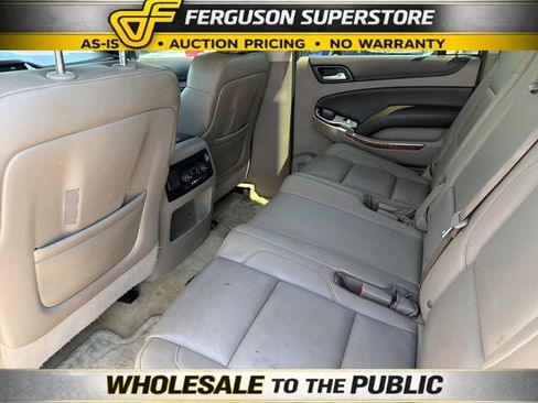 Used 2016 Chevrolet Suburban LTZ RWD image 20