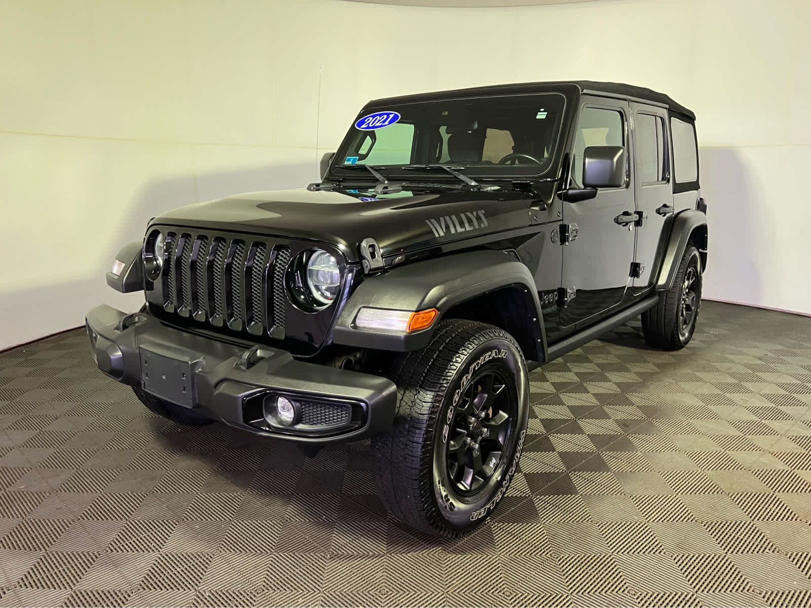 Used 2021 Jeep Wrangler Unlimited Sport AWD/4WD image 3