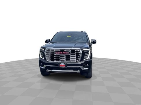 New 2026 GMC Yukon Denali w/ Advanced Technology Package AWD/4WD image 3