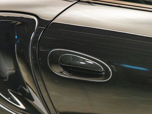 Used 2003 Porsche 911 Turbo image 36