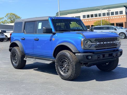 New 2026 Ford Bronco Badlands AWD/4WD image 2