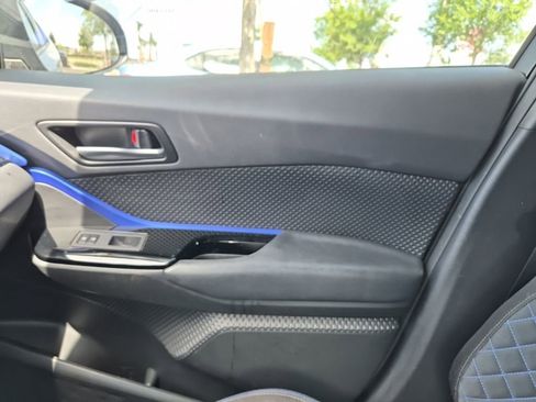 Used 2021 Toyota C-HR XLE image 15