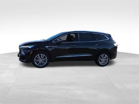 Certified 2023 Buick Enclave Essence w/ Experience Buick Package AWD/4WD image 5