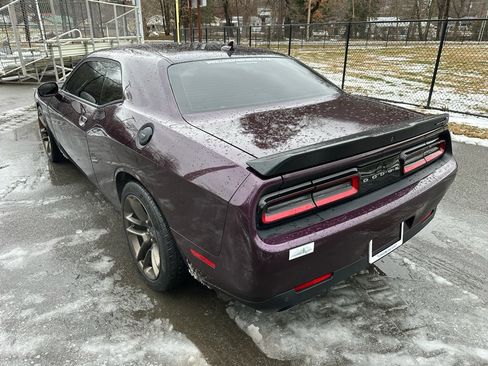 Used 2022 Dodge Challenger R/T Scat Pack w/ Dynamics Package image 6