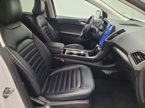 Used 2024 Ford Edge SEL image 21