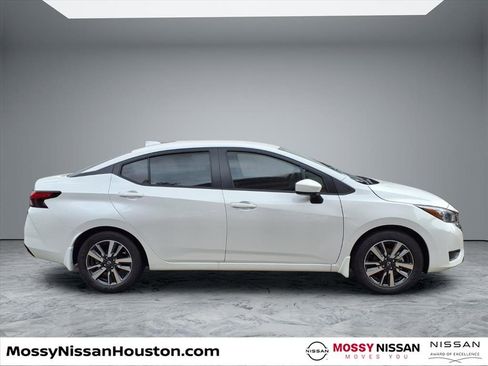 New 2025 Nissan Versa SV w/ Trunk Package image 8