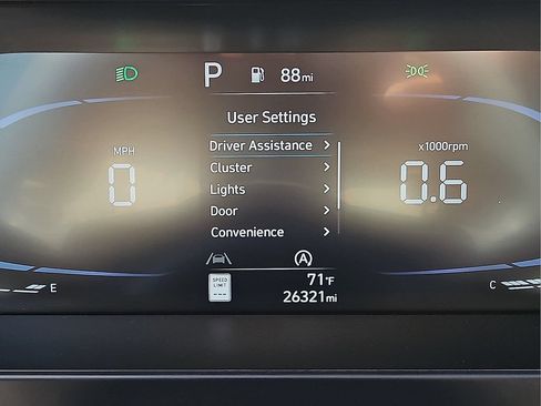 Used 2025 Hyundai Elantra SE FWD image 22