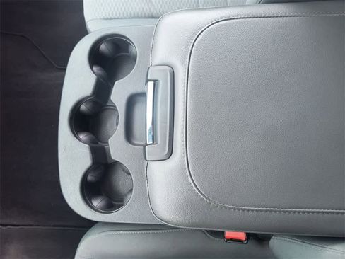 Used 2017 RAM 2500 Tradesman w/ Chrome Appearance Group image 20