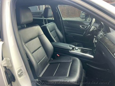 Used 2014 Mercedes-Benz E 350 Sedan image 31