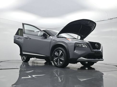 Used 2023 Nissan Rogue Platinum w/ Platinum Premium Package AWD/4WD image 29