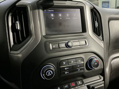 Used 2023 Chevrolet Silverado 1500 Custom image 26