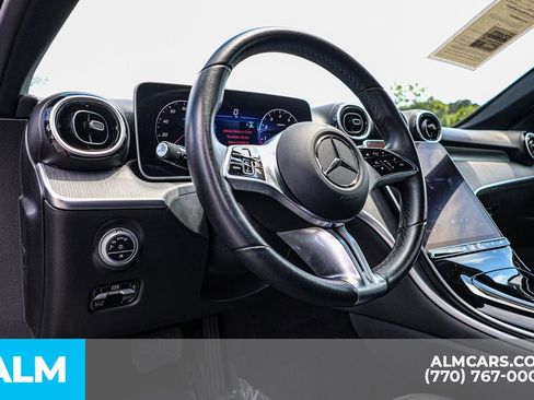 Used 2025 Mercedes-Benz C 300 Sedan image 25