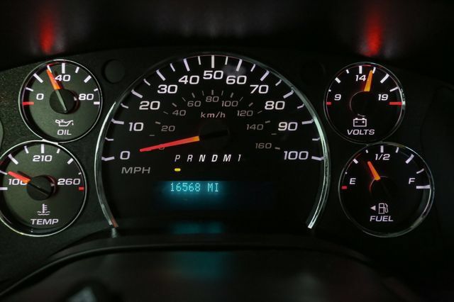 Used 2025 GMC Savana 3500 Extended w/ Driver Convenience Package RWD image 26