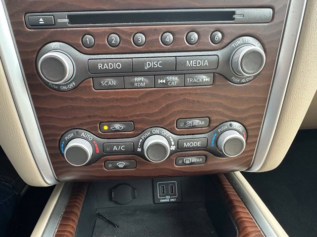 Used 2018 Nissan Pathfinder Platinum w/ Cargo Package AWD/4WD image 26