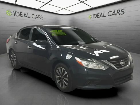 Used 2016 Nissan Altima 2.5 SV FWD image 3
