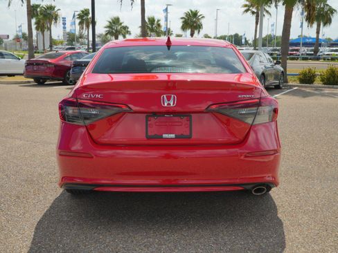 Used 2024 Honda Civic Sport image 10